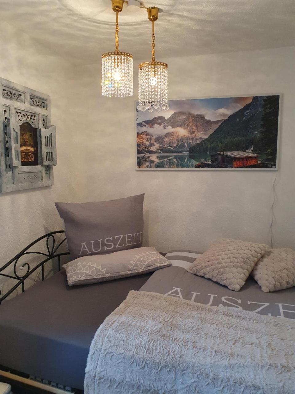 Ferienwohnung Tiroler Auszeit & Whirlpool Hofen Bagian luar foto