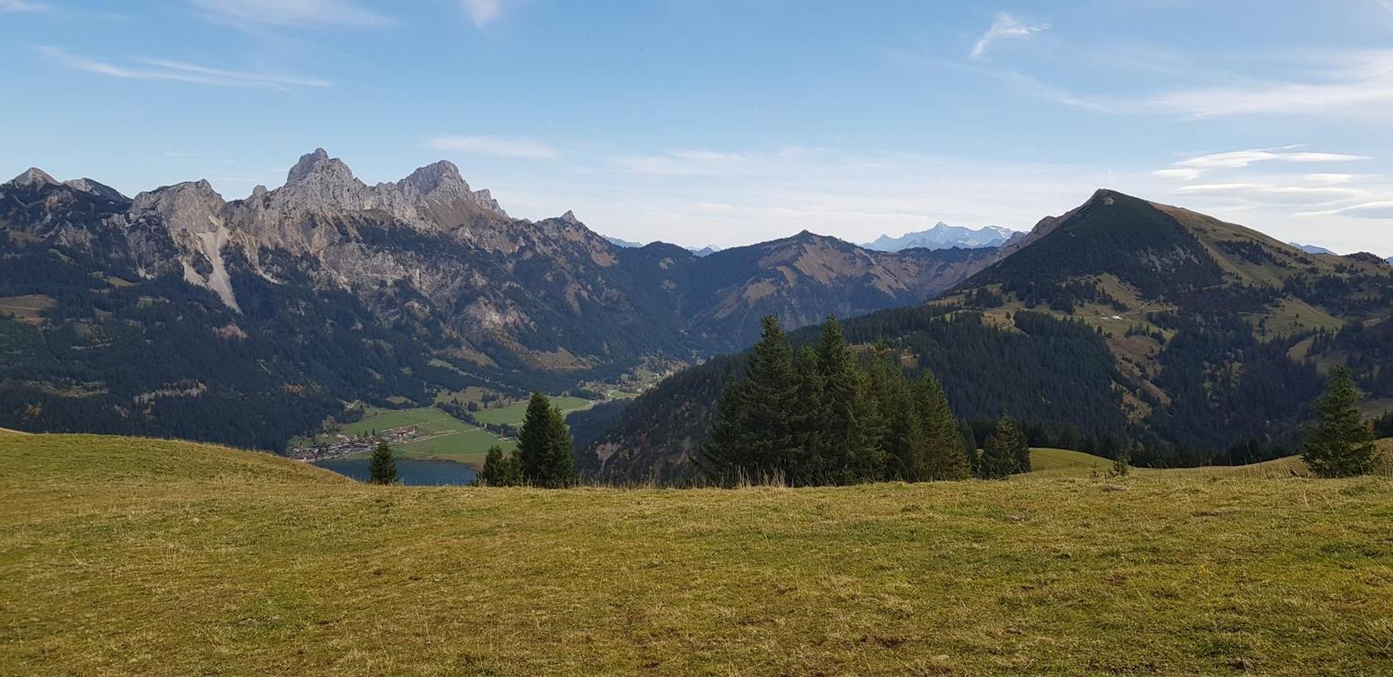 Ferienwohnung Tiroler Auszeit & Whirlpool Hofen Bagian luar foto